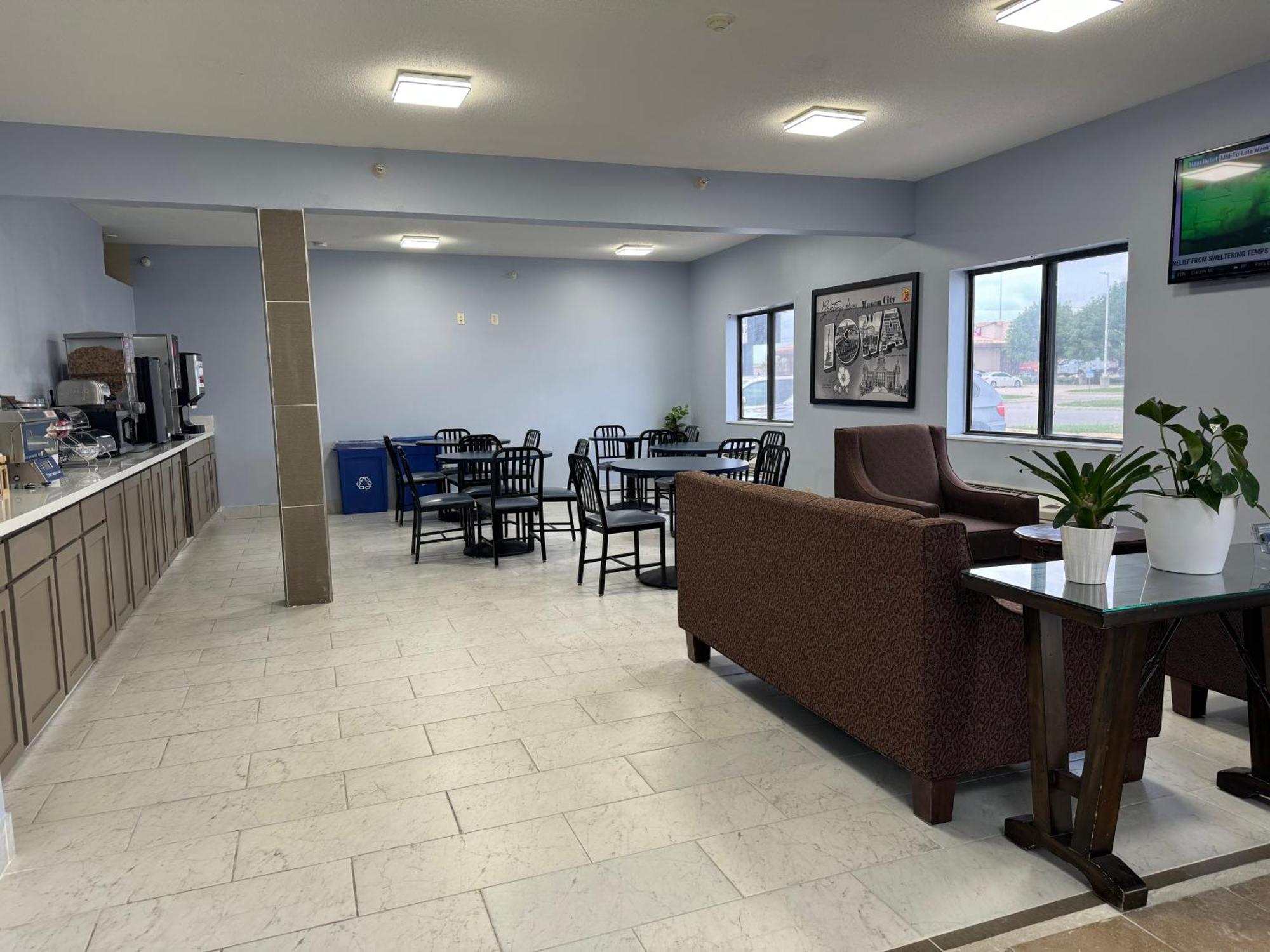 Super 8 By Wyndham Mason City Exterior foto